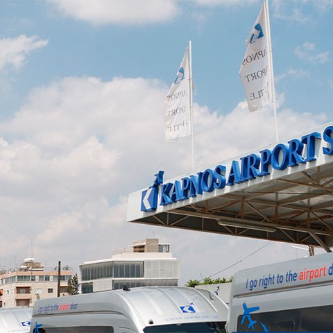 Σε μισή ώρα τα δρομολόγια της Kapnos Airport Shuttle στο αεροδρόμιο Λάρνακας