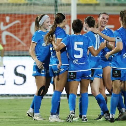 Σήκωσαν το Super Cup οι Απόλλων Ladies-Κέρδισαν με τεσσάρα τη Λευκοθέα Λατσιών