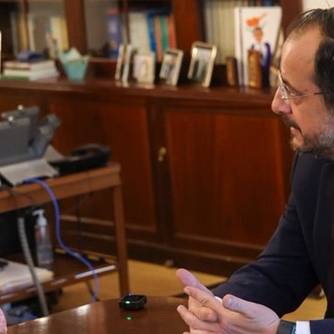 Τετ-α-τετ Χριστοδουλίδη με την Μαρία Άνχελα Ολγκίν στο Προδρικό