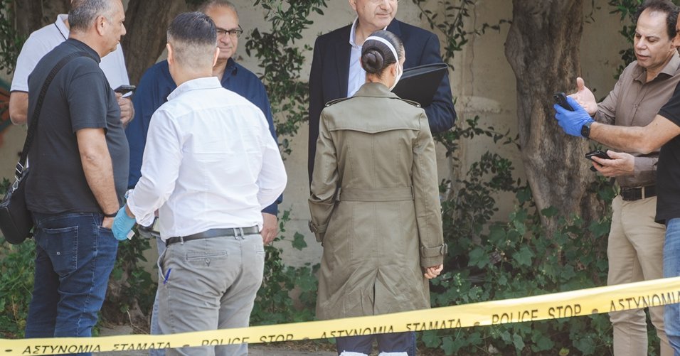 Στη δημοσιότητα τα στοιχεία του 45χρονου θύματος της δολοφονίας-Σε λαιμό και σώμα τα τραύματα