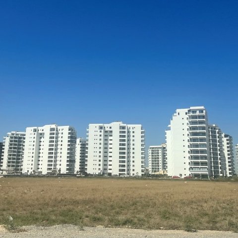 Μαλλιά κουβάρια στη ψευδοβουλή για τις συλλήψεις σφετεριστών-Άλλοι τα βάζουν με Τατάρ και άλλοι με τη Δημοκρατία