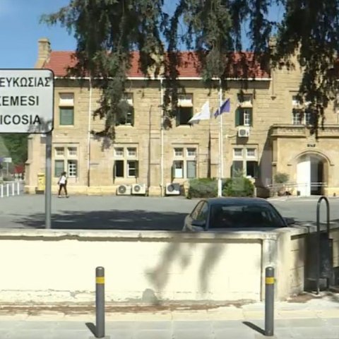 Σε δίκη βαρυποινίτης, επιχειρηματίες και δεσμοφύλακας, ελεύθεροι υπό όρους-Δεν εξασφάλισαν μαρτυρία για ναρκωτικά και προστασία