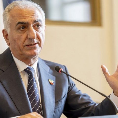 Νέο μήνυμα από τον γιο του Σάχη στους Ιρανούς-Το καθεστώς καταρρέει, μόνο εμείς μπορούμε να το τελειώσουμε