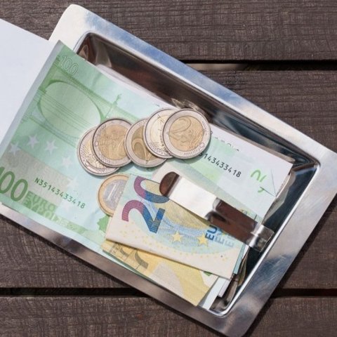 Ξεκίνησε η συζήτηση στην Επ. Εργασίας για τα tips-Έντονες διαφωνίες από επιχειρηματίες