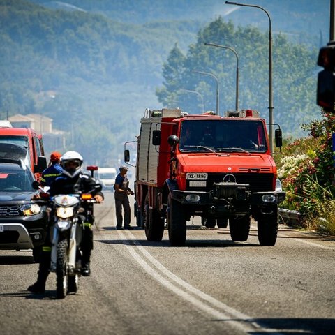 Οριοθετήθηκε η φωτιά στην Ηλεία-Πολύ ψηλός κίνδυνος πυρκαγιάς σε έξι περιφέρειες