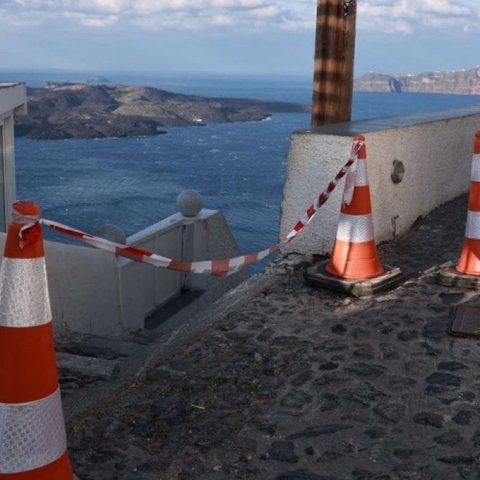 Κτυπά αλύπητα ο εγκέλαδος τις Κυκλάδες-Δύο νέες ισχυρές δονήσεις