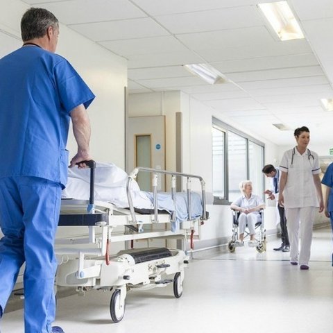 Πάνω από 6.000 ασθενείς στάλθηκαν στο εξωτερικό για θεραπεία από το 2020-Στα 140 εκατομμύρια το κόστος