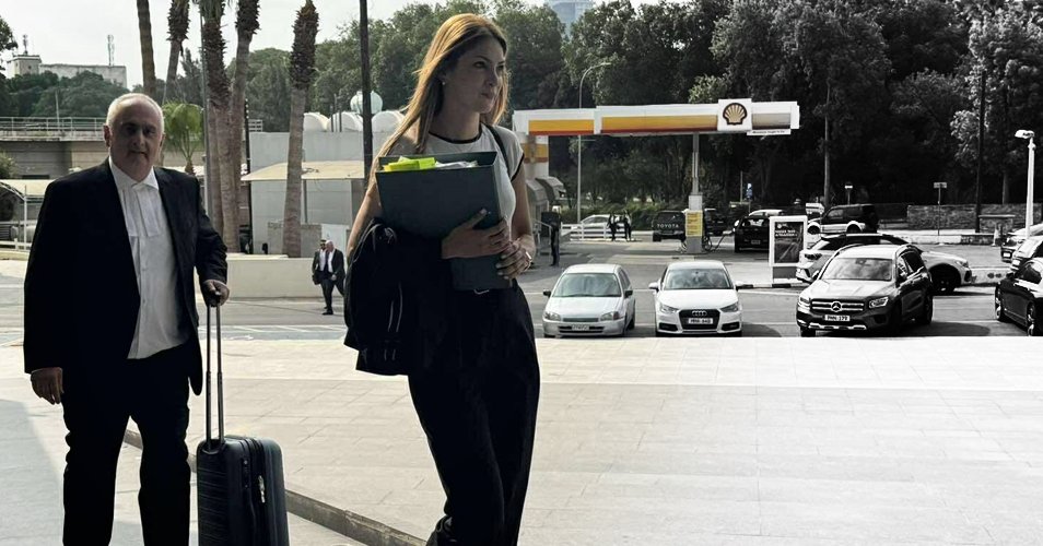 Μπαίνει στην ουσία η διαδικασία για Βαρωσιώτου στο Ανώτατο-Τον Αύγουστο η εκδίκαση της κυρίως ένστασης Μπαίνει στην ουσία η διαδικασία για Βαρωσιώτου στο Ανώτατο-Τον Αύγουστο η εκδίκαση της κυρίως ένστασης