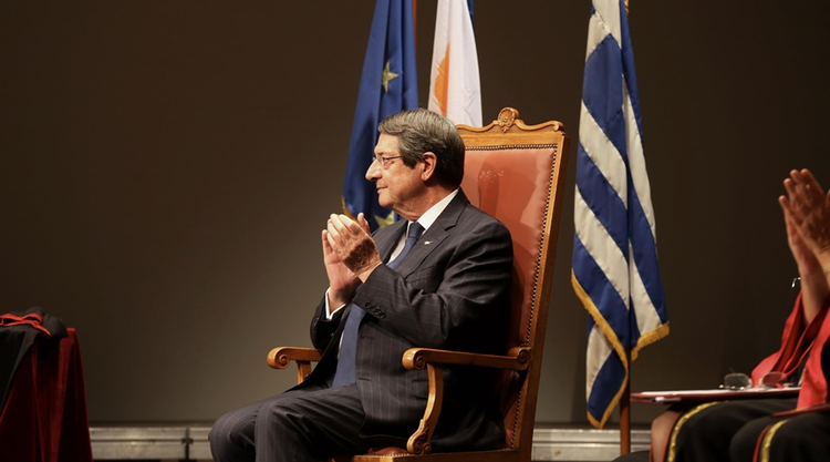 65dcef81-ee97-44ce-8548-1a235fee2d13.jpg