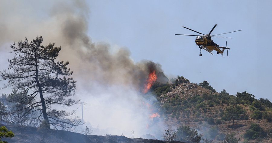 Πύρινη κόλαση στη Χίο-Με διαφορά μίας ώρας ξέσπασαν τρεις φωτιές (vid&pics)