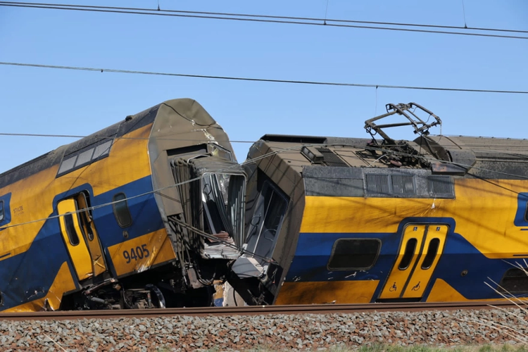 treno_sygkroysi_ollandia__4_
