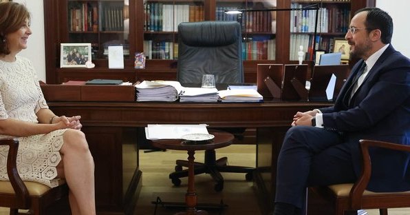 Στην Κύπρο απόψε η Ολγκίν-Θα συναντηθεί και με τη Δικοινοτική Τεχνική Επιτροπή για τη Νεολαία