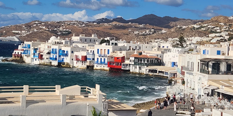mykonos-aeras-kyma.jpg