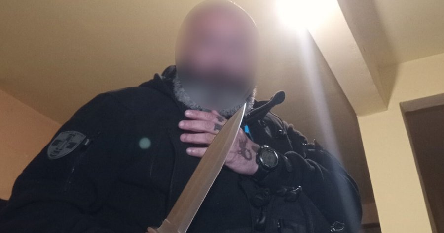 Απειλούσε ότι θα πυροβολήσει αστυνομικούς 42χρονος στα Χανιά-Έκρυβε οπλοστάσιο στο σπίτι του