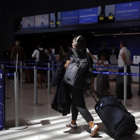 Συμφωνία για έναρξη διαπραγματεύσεων για αλλαγές στα δικαιώματα επιβατών και ευθύνη αερομεταφορέων