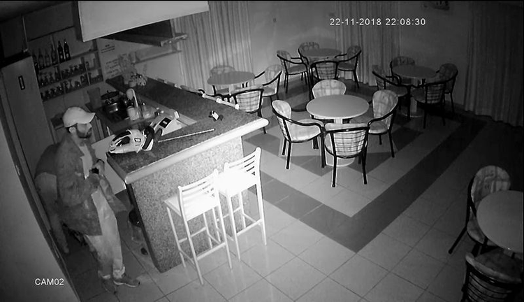 9cf81619-1636-41b6-9308-fd4df4c9edd6.jpg