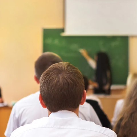 Απορρίπτουν το νέο σχέδιο αξιολόγησης του ΥΠΑΝ οι εκπαιδευτικοί της «Ισότητας»
