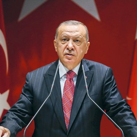 Εντατικοποιεί τις προσπάθειες για «κυριαρχική ισότητα» ο Ερντογάν
