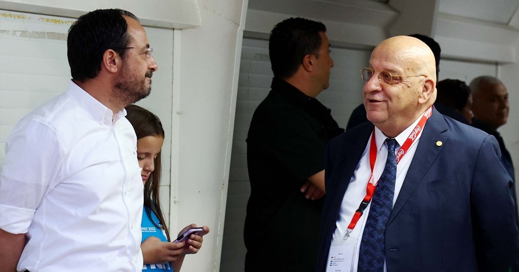 Ξεκαθαρίζει ο Πρόεδρος για τις οφειλές σωματείων-«Ο Έφορος Φορολογίας βάσει του νόμου είναι ο υπεύθυνος» Ξεκαθαρίζει ο Πρόεδρος για τις οφειλές σωματείων-«Ο Έφορος Φορολογίας βάσει του νόμου είναι ο υπεύθυνος»