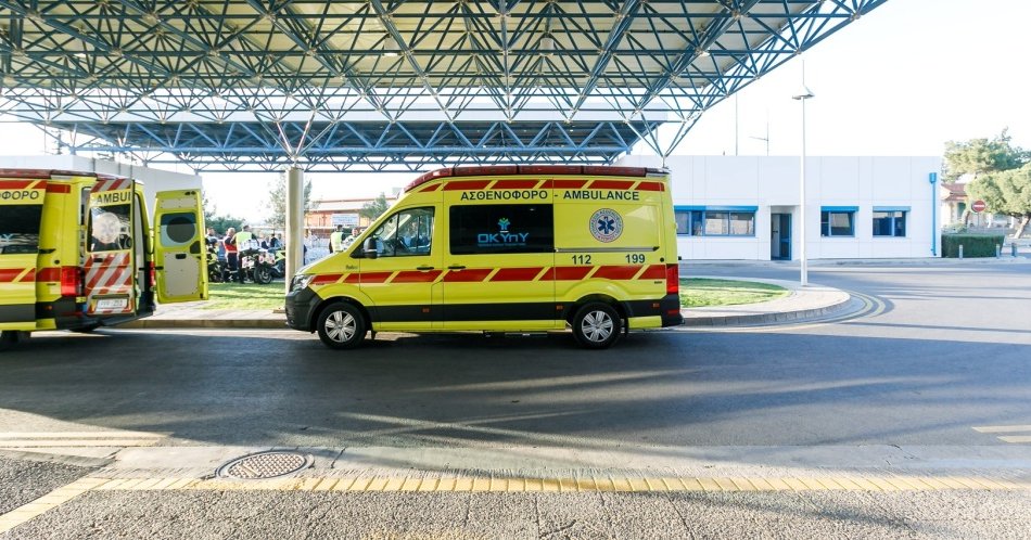 Αυξάνονται τα περιστατικά θερμοπληξίας-Τέσσερις στο νοσοκομείο, σε σοβαρή κατάσταση 61χρονος Αυξάνονται τα περιστατικά θερμοπληξίας-Τέσσερις στο νοσοκομείο, σε σοβαρή κατάσταση 61χρονος
