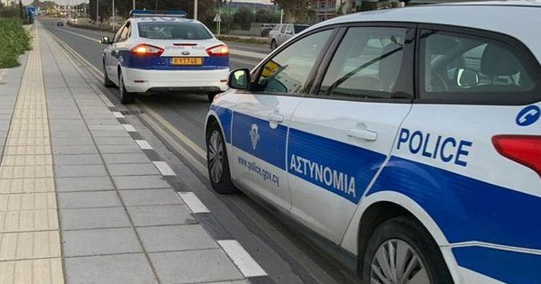 Χειροπέδες σε 50 αλλοδαπούς που διέμεναν παράνομα στην Κύπρο-Αναχωρούν από τη Δημοκρατία 23