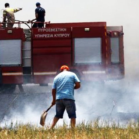 Οι συνέπειες των δασικών πυρκαγιών ενώπιον της Βουλής-Προβαίνουν σε αποτίμηση της κατάστασης