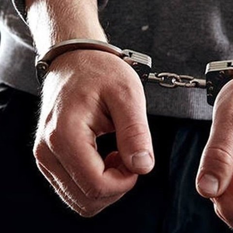 Έπιασαν 34χρονο να κλέβει μεταλλικά εξαρτήματα οχημάτων-Χειροπέδες σε τρεις