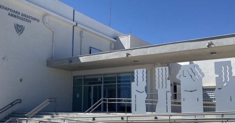 Σε δίκη εννέα πρόσωπα για τον ξυλοδαρμό 51χρονου και μάνας ενός βρέφους-Του έσπασαν την τηλεόραση στο κεφάλι Σε δίκη εννέα πρόσωπα για τον ξυλοδαρμό 51χρονου και μάνας ενός βρέφους-Του έσπασαν την τηλεόραση στο κεφάλι