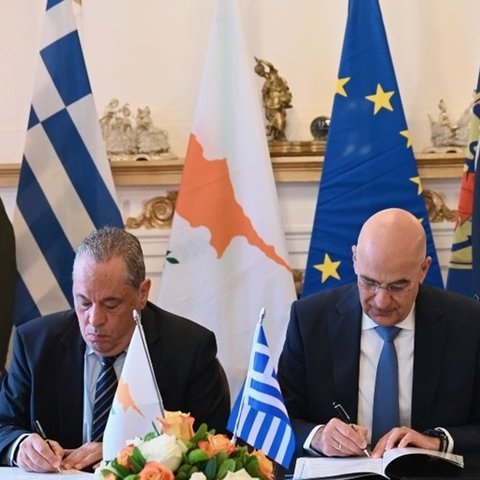 Υπεγράφη μνημόνιο συνεργασίας των Υπουργείων Άμυνας Κύπρου και Ελλάδας