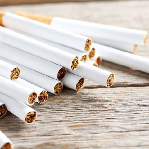 Πάνω από 100 κούτες τσιγάρα κατασχέθηκαν σε υποστατικό στη Λάρνακα-Πρόστιμα σε δύο πρόσωπα