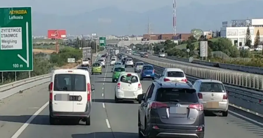 Πυκνή τροχαία κίνηση στον αυτοκινητόδρομο Λευκωσίας-Λεμεσού Πυκνή τροχαία κίνηση στον αυτοκινητόδρομο Λευκωσίας-Λεμεσού