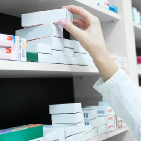 Οδηγίες ΟΑΥ στους φαρμακοποιούς για άμεση εκτέλεση συνταγών σε πυρόπληκτους στα φαρμακεία