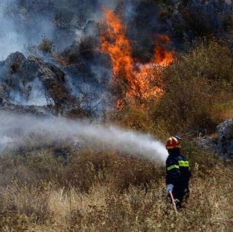 Χειροπέδες σε 27χρονο για πυρκαγιά στη Φασούλα-Μαρτυρία ότι χρησιμοποιούσε σμυρίλιο
