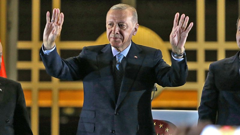 erdogan_niki_xr
