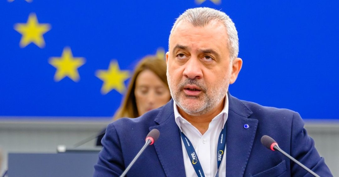 Λ. Φουρλάς: Η σιωπή που γίνεται κραυγή