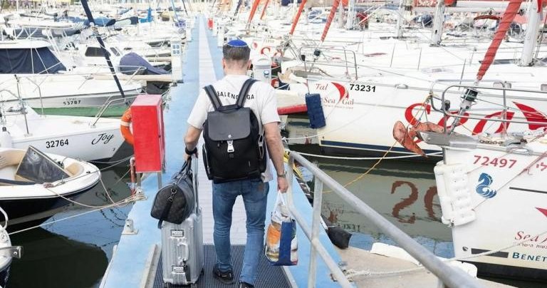Βλάβη σε σκάφος που μετέφερε Ισραηλινούς από την Κύπρο-Κινητοποιήθηκε το Πολεμικό Ναυτικό