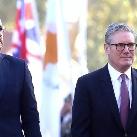Iδιαίτερα σημαντική η συνάντηση Χριστοδουλίδη-Στάρμερ στο Λονδίνο