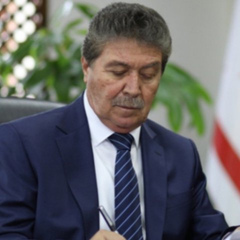 Μετέβη ξαφνικά στην Άγκυρα ο Ουστέλ-Σχετίζεται με την κρίση για το ««νομοσχέδιο για την οργάνωση της αστυνομίας»