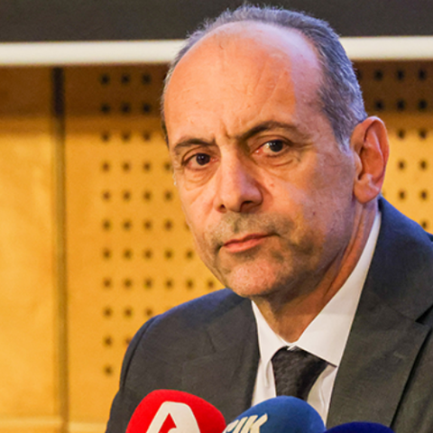 Μετά το σάλο και τις σφοδρές επικρίσεις ανακαλεί το «ατυχές περιστατικό» ο Χαρτσιώτης για τα θύματα-«Ένα τραγικό γεγονός»
