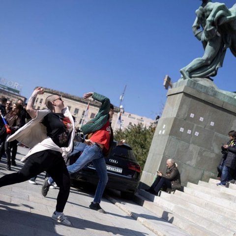 Φοιτητές συσπειρώνονται για απεργία-Στόχος να τεθεί υπό αμφισβήτηση η εξουσία του προέδρου της Σερβίας