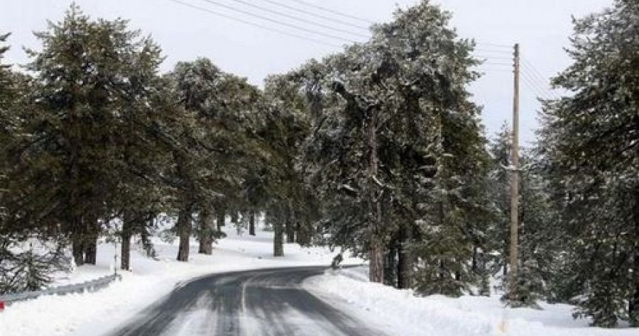 Συννεφιασμένος ο καιρός, στους 15 βαθμούς Κελσίου η θερμοκρασία-Μόνο με 4Χ4 η πρόσβαση στο Τρόοδος