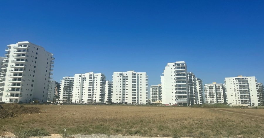 Μαλλιά κουβάρια στη ψευδοβουλή για τις συλλήψεις σφετεριστών-Άλλοι τα βάζουν με Τατάρ και άλλοι με τη Δημοκρατία