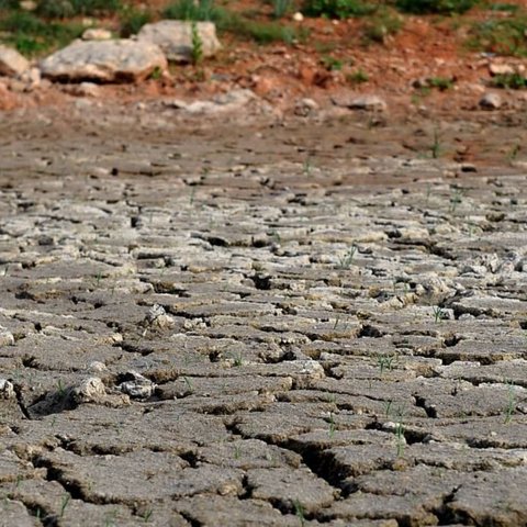 Με 28 δράσεις αντιμετωπίζει την ανομβρία η Κυβέρνηση-«Να συνειδητοποιήσουν την αξία του νερού»