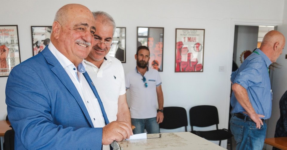 Νέος ο πρόεδρος της ΕΔΕΚ ο Νίκος Αναστασίου-Αναλαμβάνει να οδηγήσει το κόμμα στις βουλευτικές του 2026