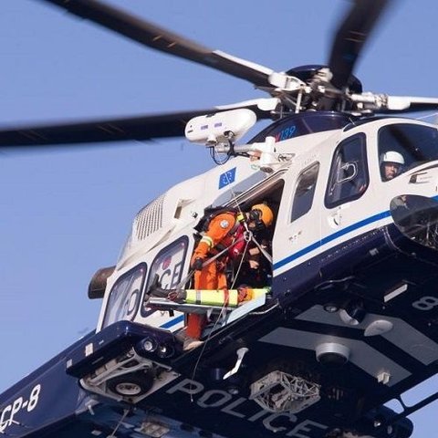 Απογειώθηκε το ελικόπτερο της Αστυνομίας για το Ισραήλ-Συνδρομή στην κατάσβεση της πυρκαγιάς