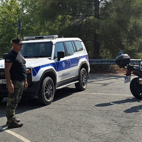 Έκαναν περιπολίες για εμπρηστές και συνέλαβαν τέσσερις για ναρκωτικά, αεροβόλο και διαρρηκτικά εργαλεία