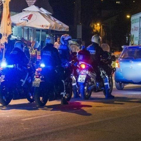Μπαράζ ελέγχων σε όλες τις πόλεις μετά τα απανωτά περιστατικά βίας-Συλλήψεις και έλεγχοι υποστατικών