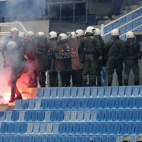 Θύμα οπαδικής βίας 17χρονος στην Πάτρα-Τον χτύπησαν και του έβγαλαν την μπλούζα