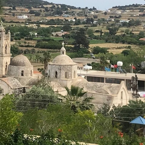 Αύξηση επιδόματος σε τυφλούς εγκλωβισμένους και επανεγκατασταθέντες