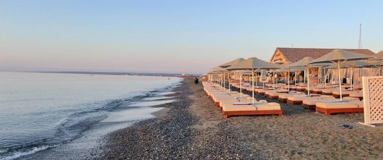 plage-du-soleil-qrmfbgermvsp779oejlm4zx3g0zu22ic64uqba1s7k